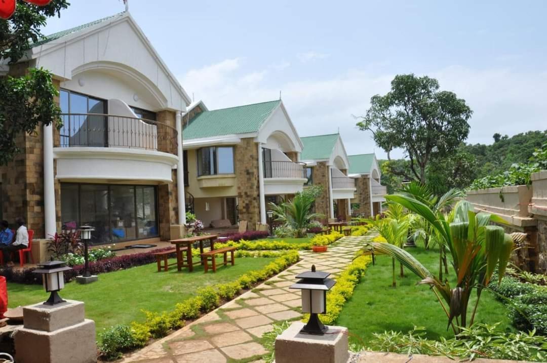 Silverador Resort Тане Екстериор снимка