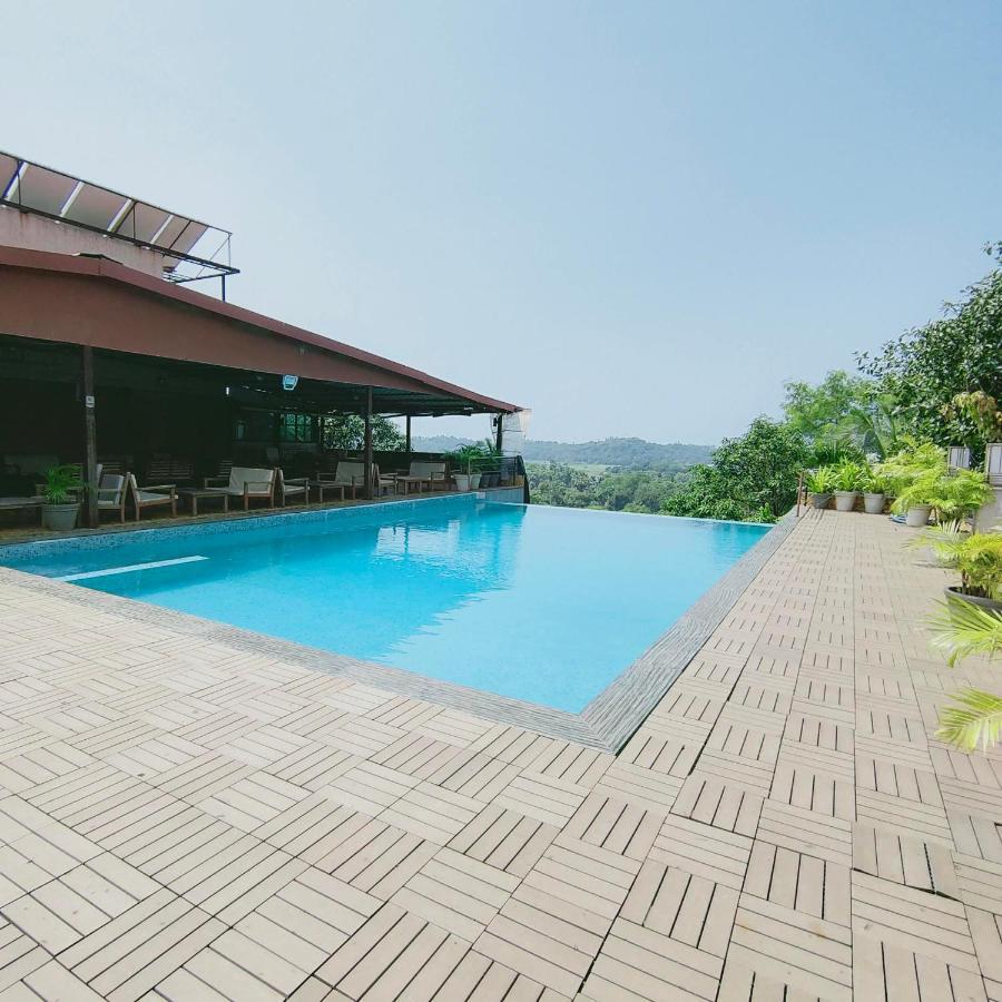 Silverador Resort Тане Екстериор снимка